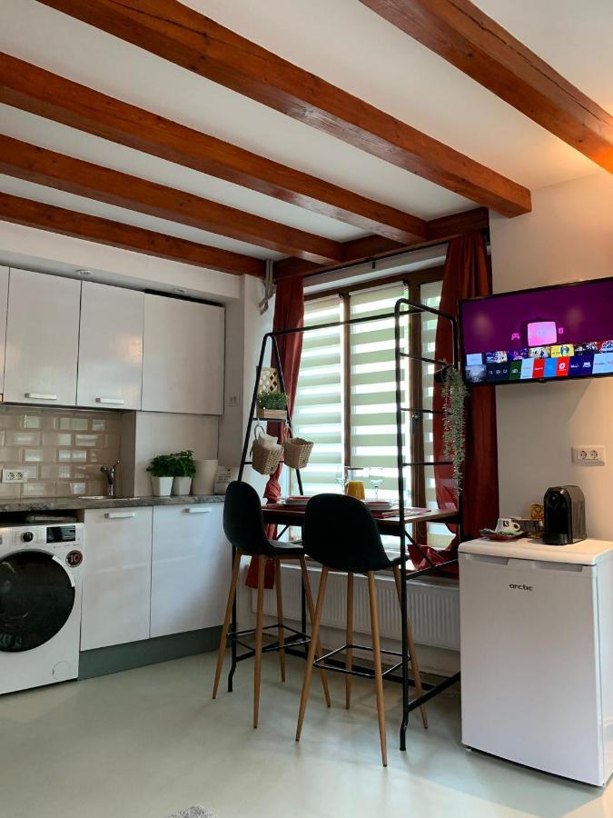 The-Point Lovely Studio In Center Of Bucharest Luaran gambar
