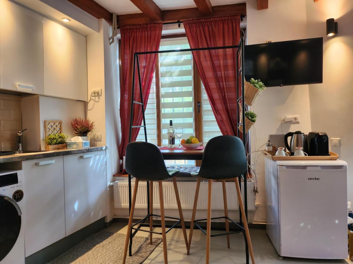 The-Point Lovely Studio In Center Of Bucharest Bilik gambar