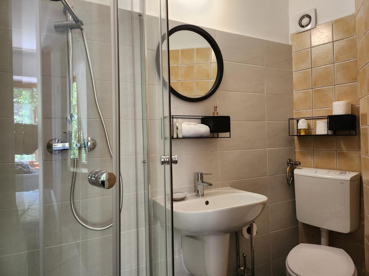 The-Point Lovely Studio In Center Of Bucharest Luaran gambar